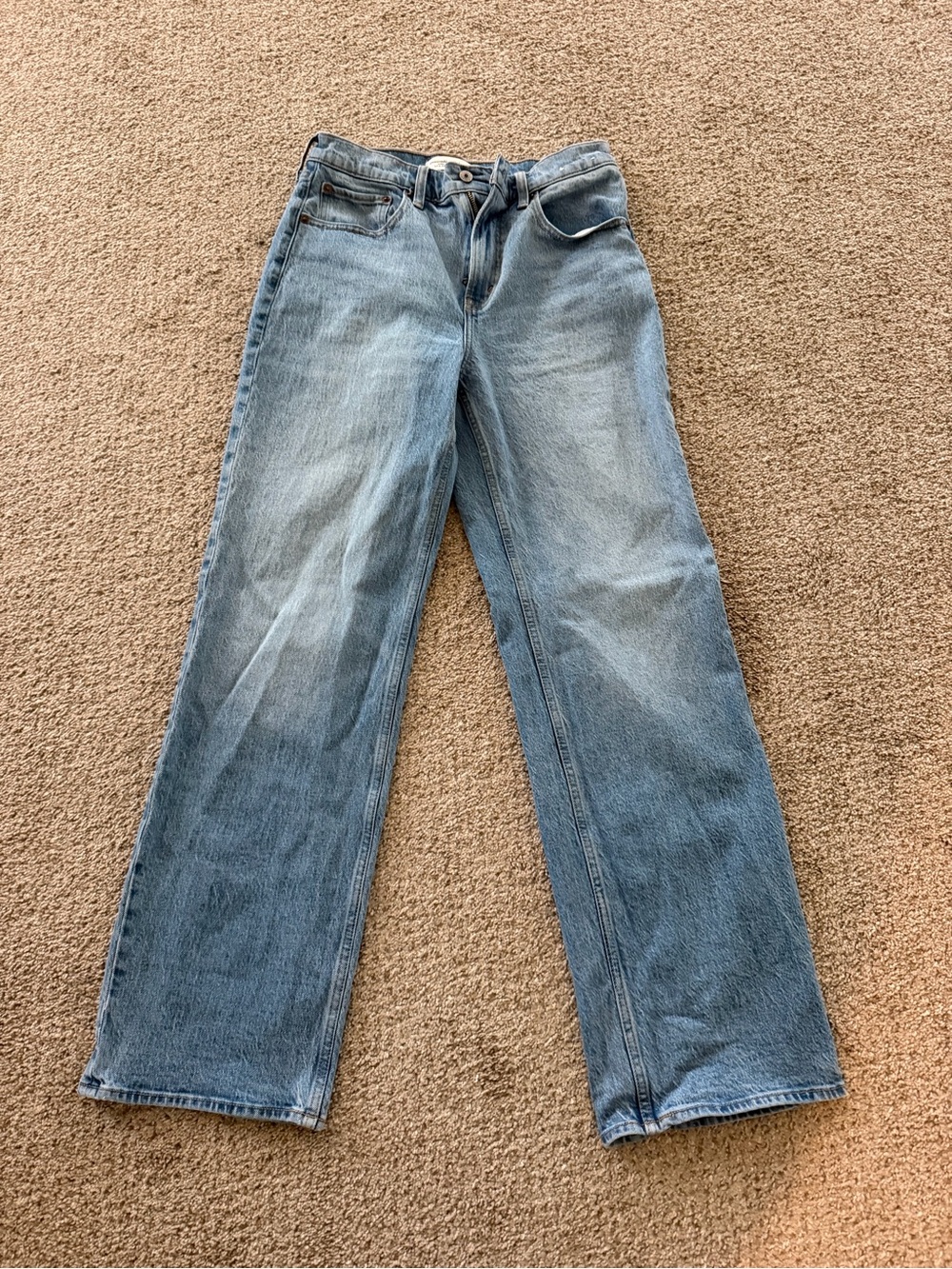 Abercrombie High-Rise 90s Relaxed Jean